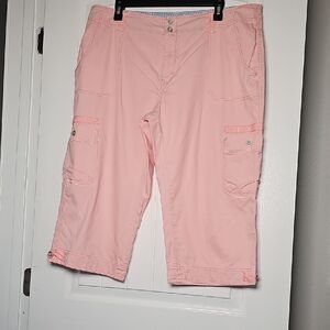 Levi's sz 16 Pink Capri Pants